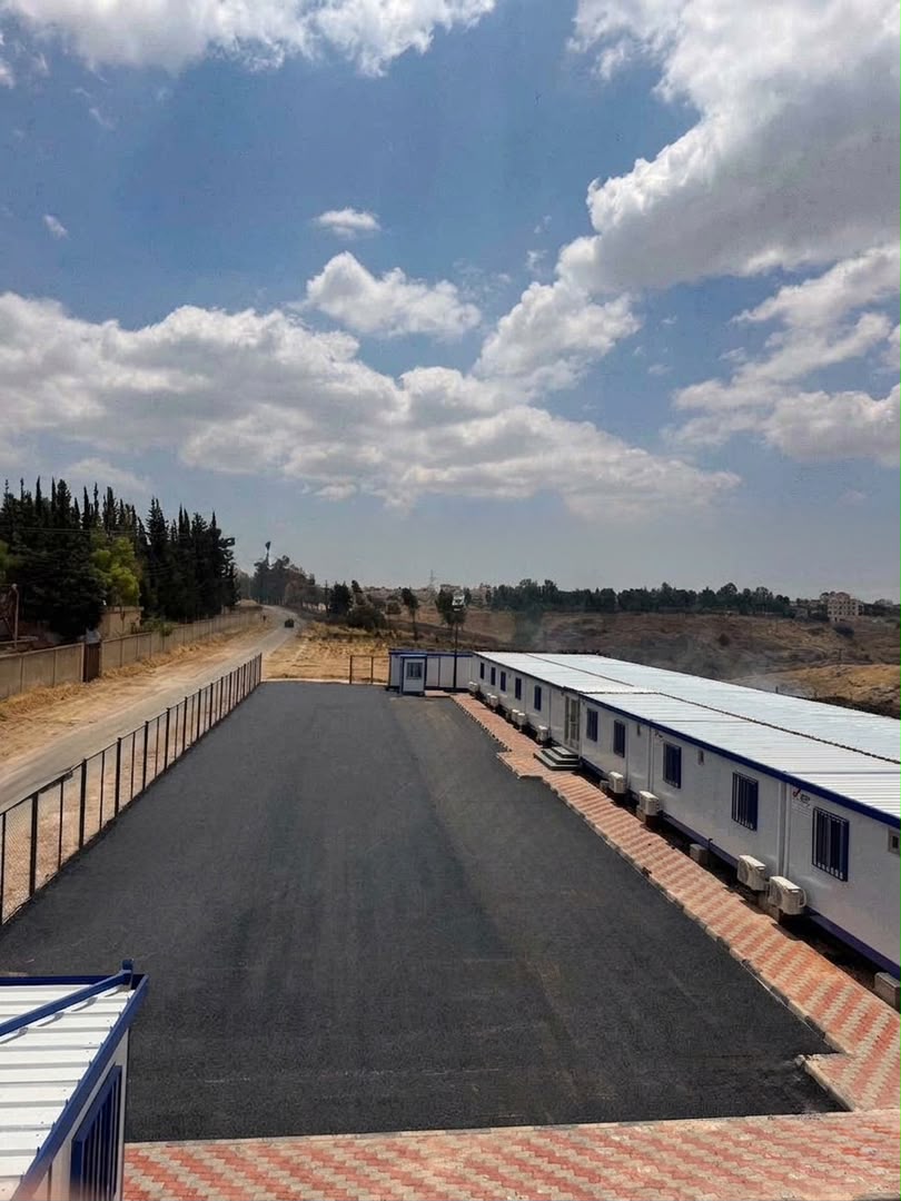 Single-Storey Complexes